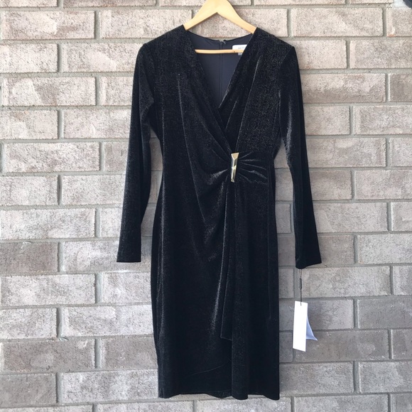 Calvin Klein Velvet Wrap dress - Picture 3 of 7